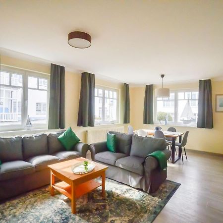 Strandvillen Binz - Ferienwohnung Mit 2 Schlafzimmern Und Balkon Ah-563 מראה חיצוני תמונה
