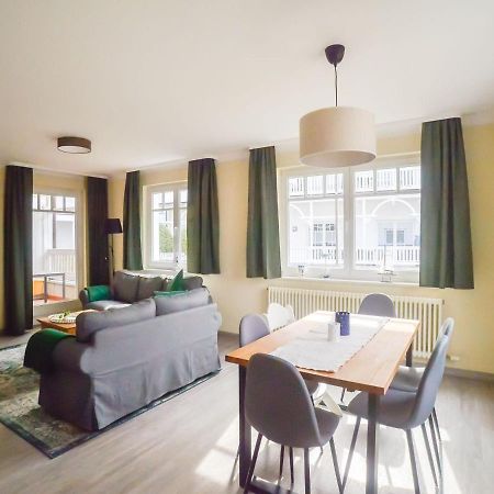 Strandvillen Binz - Ferienwohnung Mit 2 Schlafzimmern Und Balkon Ah-563 מראה חיצוני תמונה