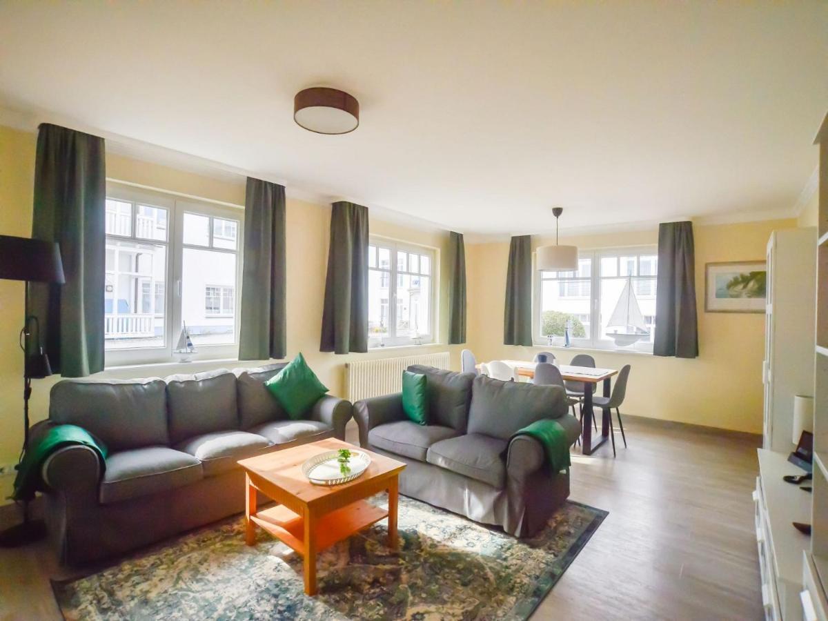 Strandvillen Binz - Ferienwohnung Mit 2 Schlafzimmern Und Balkon Ah-563 מראה חיצוני תמונה